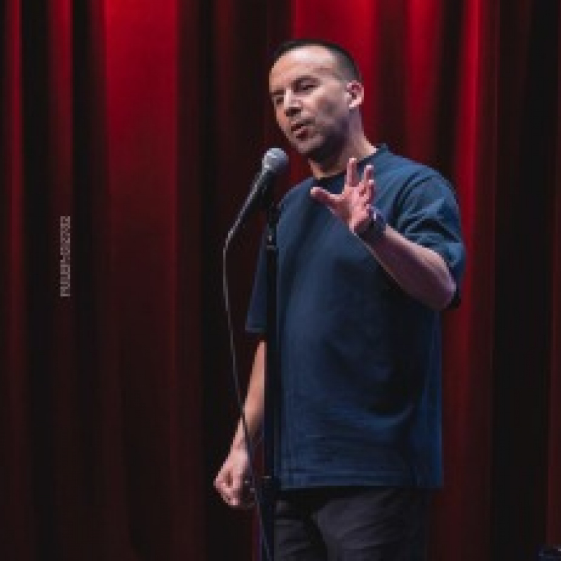 Pedro González - Stand Up Comedy - Bogotá